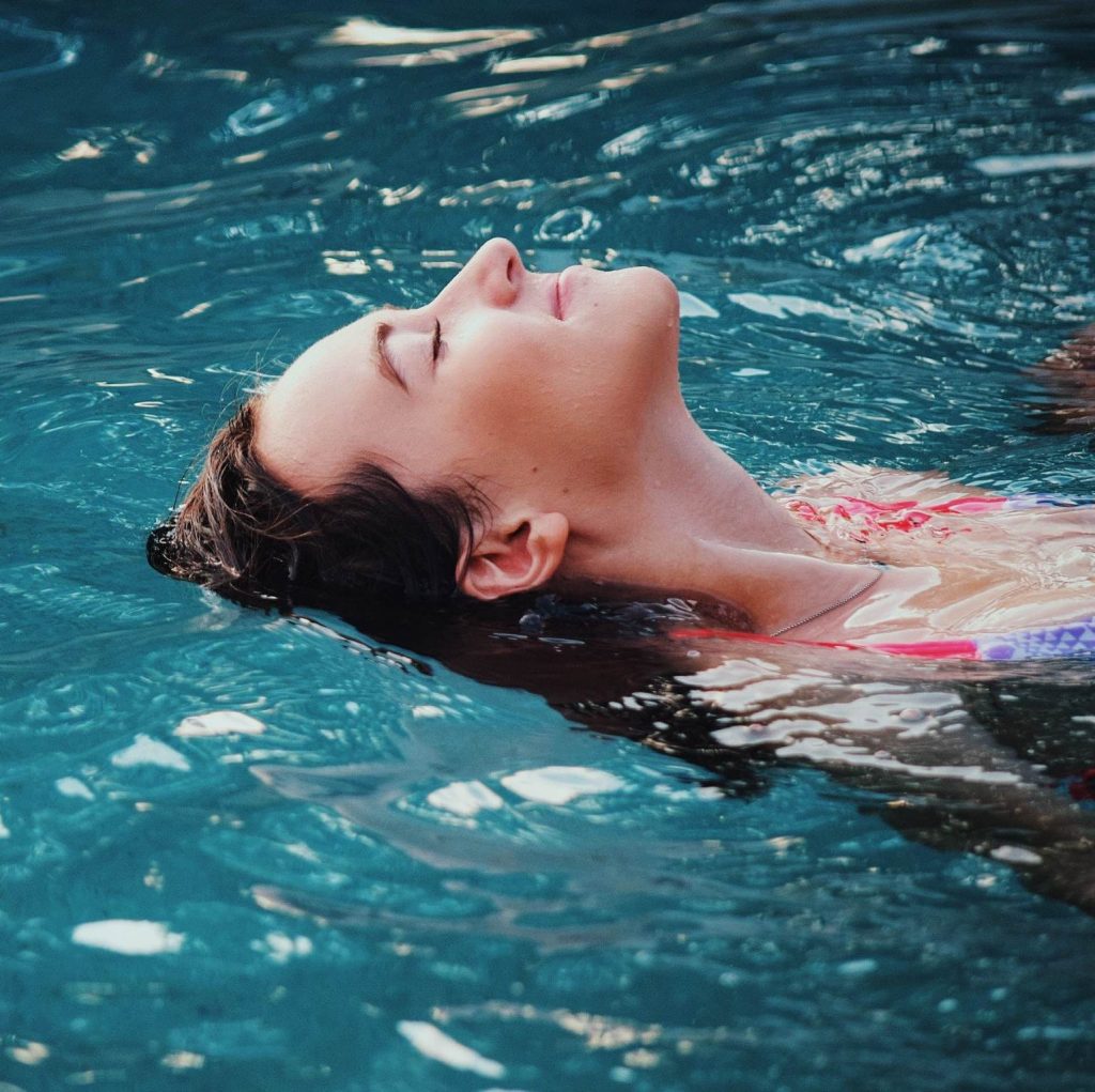 Nadar: 11 beneficios de esta actividad